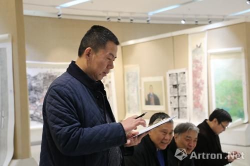 河南省第六届青年美术作品展作品评选举行