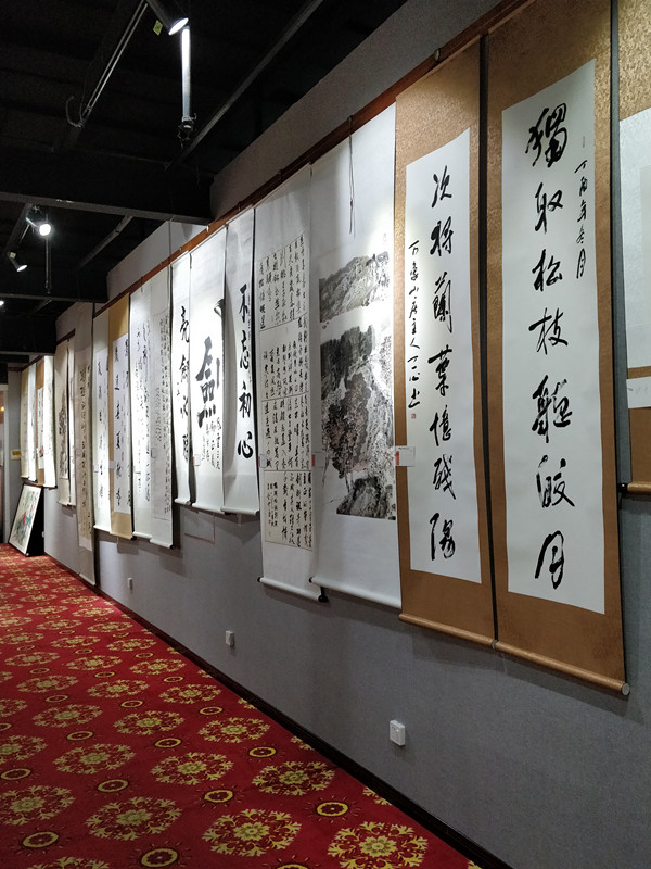 《全国书画名家作品展》在郑州天下收藏成功举办