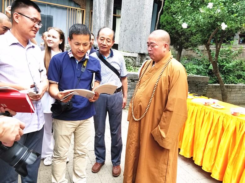 郸城书法艺术走进少林寺