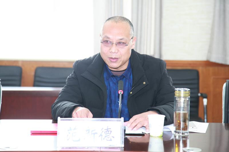 郸城县作家协会第六届会员代表大会在郸城一高召开