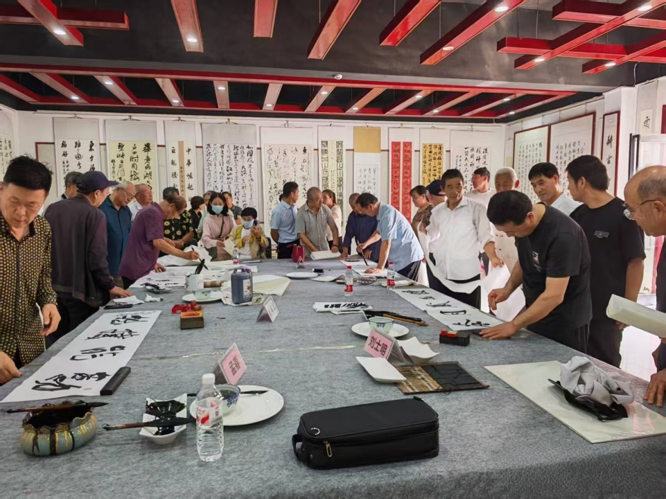 豫皖情“墨韵酒香”诗书画文化交流会 在中州艺术馆举办
