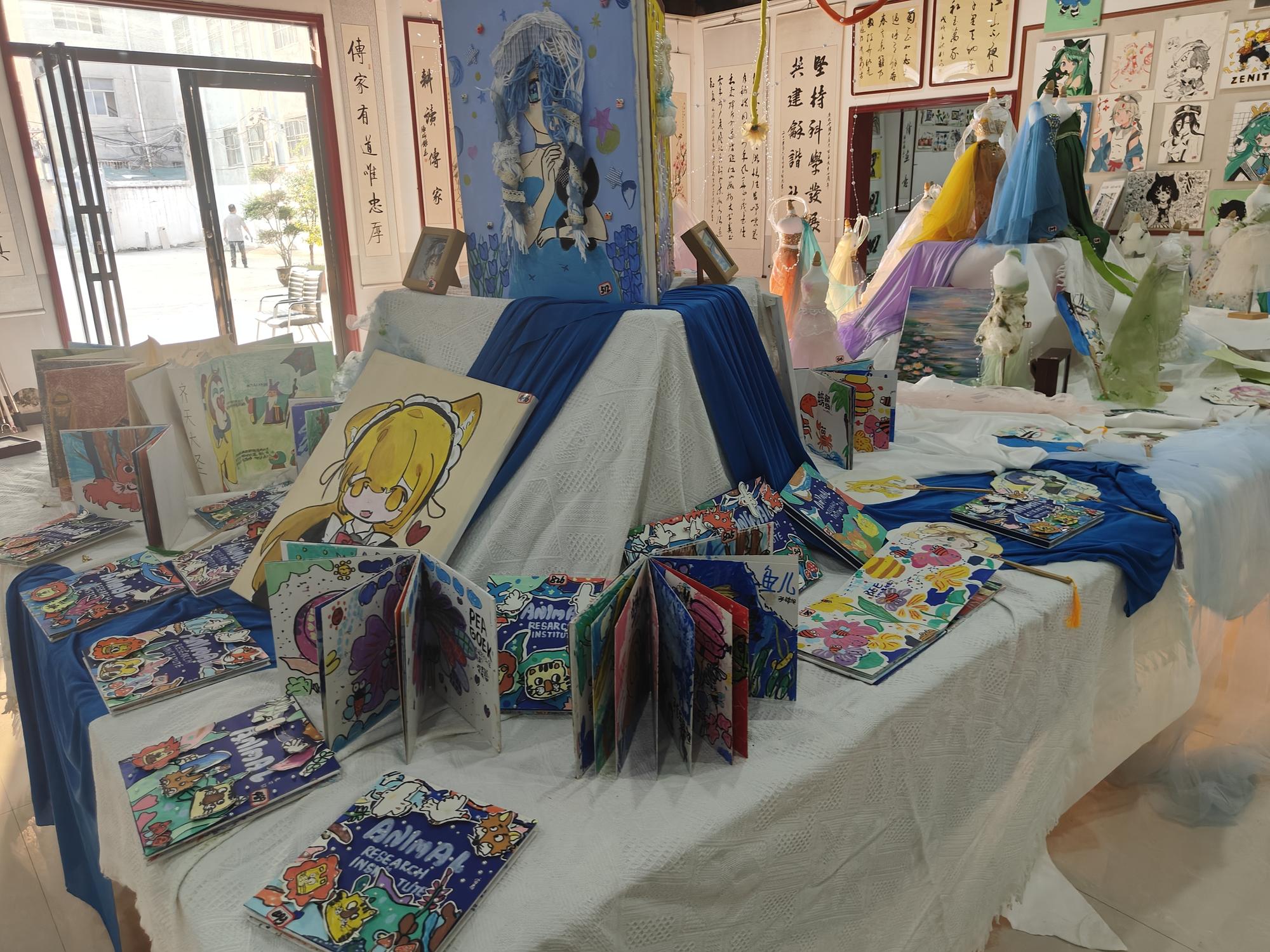 郸城县举办青少年美术作品展