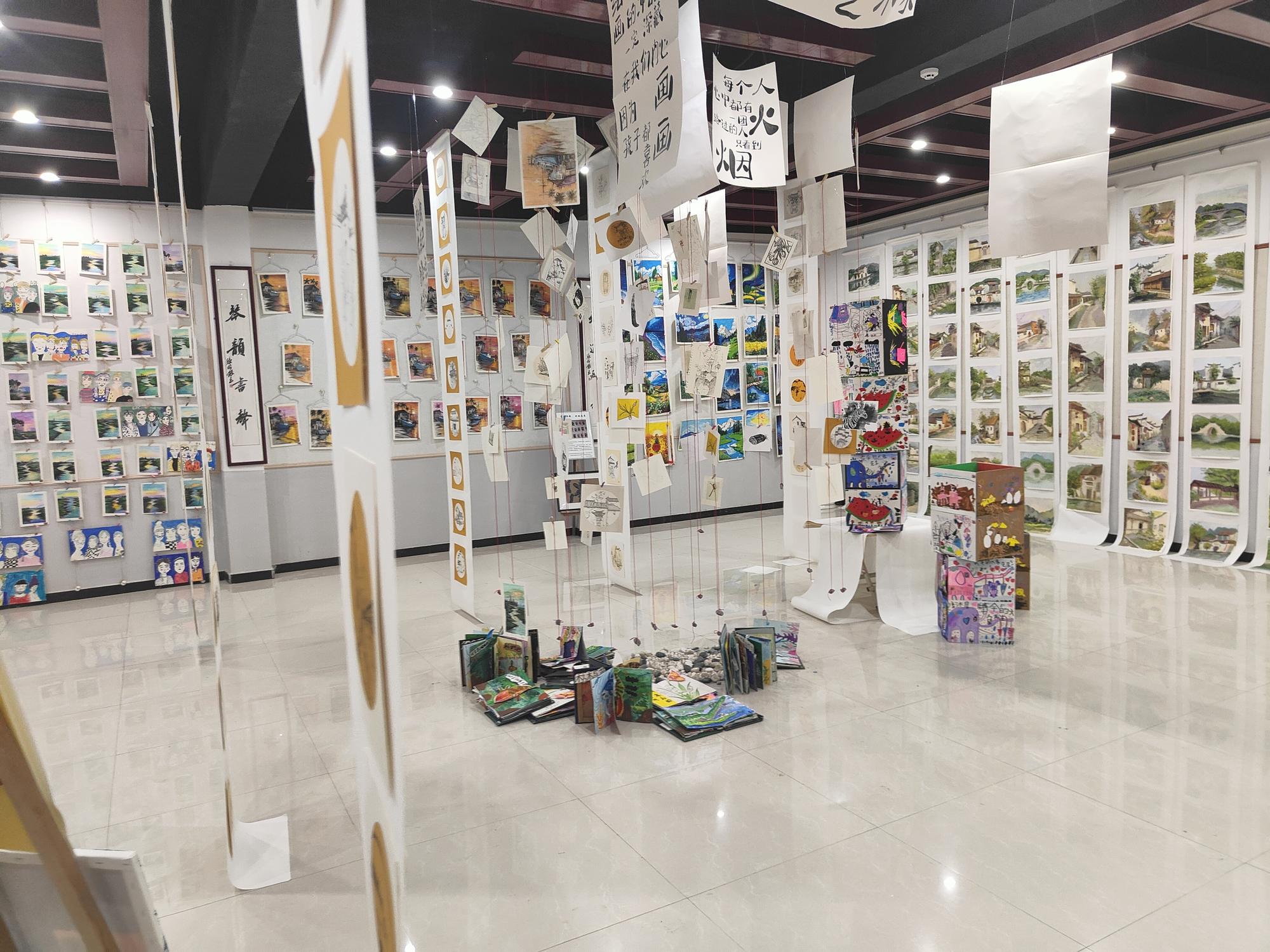 郸城县举办青少年美术作品展