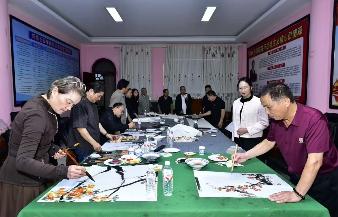 豫皖五县书画展在郸城成功举办